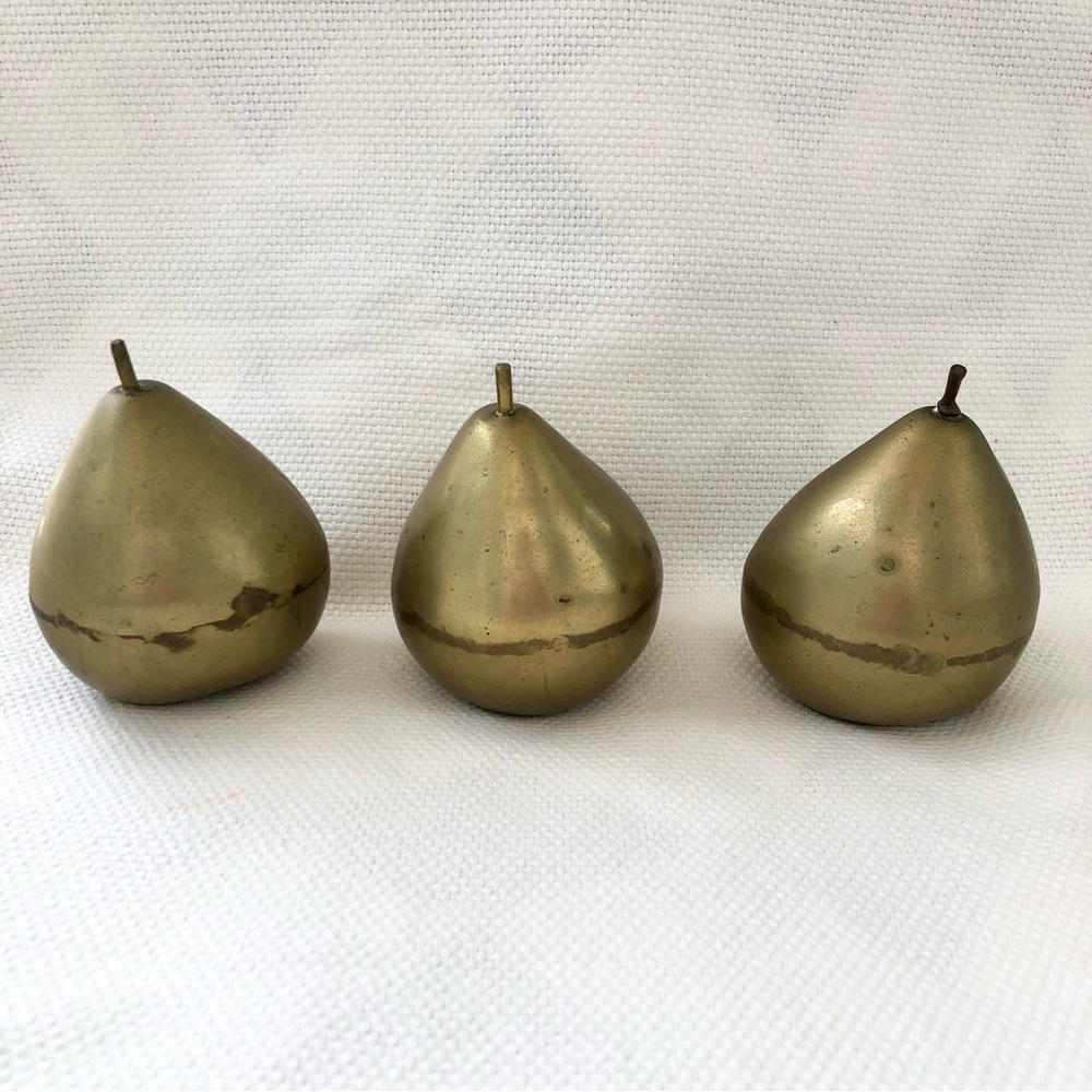 3 Brass Pears Decorative Accents Paperweights - Gold Set of 3 Vintage fruit - Picture 9 of 11